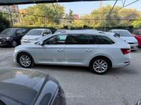 Skoda Superb 2.0 TDI 150CV DSG Wagon Executive Bianco usata Bologna