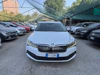 Skoda Superb 2.0 TDI 150CV DSG Wagon Executive Bianco usata Bologna