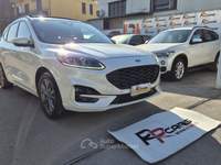 Ford Kuga EcoBlue 120 CV aut. 2WD ST-Line X Bianco usata Sant'Egidio del Monte Albino