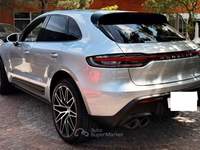 Porsche Macan Porsche Macan cerchi 21" Pack Chrono Camera PASM 265cv Argento usata Roma