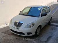 Lancia Ypsilon Unyca Beige usata Triggiano