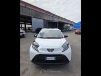Toyota Aygo X  -  1.0 active 72cv s-cvt Bianco usata Piacenza