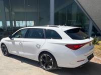 Cupra Leon Sportstourer 1.4 e-HYBRID 204 CV DSG - T-stock 2025 Bianco usata Gela