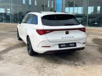 Cupra Leon Sportstourer 1.4 e-HYBRID 204 CV DSG T-stock 2025 Bianco usata Gela