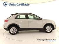 Volkswagen T-Roc 1.0 tsi life 110cv Nero usata Bari