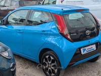 Toyota Aygo 1.0cc 72cv Grigio usata Roma