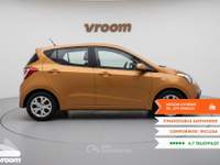 Hyundai i10 i10 1.0 MPI Sound Edition Oro usata Livorno