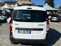 Dacia Dokker 75CV Serie Speciale Lauréate Family Bianco usata Teano