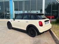 MINI Clubman 1.5 Cooper D Business Beige usata Gela MINI Clubman 1.5 Cooper D Business Beige usata Gela