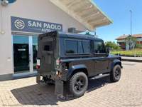 Land Rover Defender Defender 90 2.4 TD4 Station Wagon SE Nero usata San Paolo d'Argon