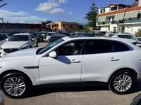 Jaguar F-Pace AWD aut. Portfolio Bianco usata San Giuseppe Vesuviano