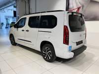 Toyota Proace 1.5D 130CV M/T L2 Executive Trasporto Disabili 5+1 carrozzina Bianco usata Fornovo di Taro