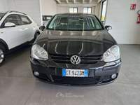 Volkswagen Golf 5p 1.6 fsi Comfortline neopatentati Nero usata Martinengo Volkswagen Golf 5p 1.6 fsi Comfortline neopatentati Nero usata Martinengo
