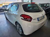 Peugeot 208 5p 1.2 puretech Allure NEOPATENTATI Bianco usata Martinengo