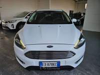 Ford Focus 2015 5p 1.5 tdci Plus s E6 neopatentati Bianco usata Martinengo