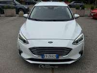 Ford Focus " POCHI KM " AUTOM. Bianco usata Assisi