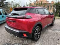 Peugeot 2008 1200 PURETECH ALLURE 130CV EAT8 CARPLAY NAV CAM Rosso usata Roma