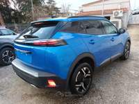 Peugeot 2008 1200 PURETECH ALLURE 130CV EAT8 CARPLAY NAV CAM Blu/Azzurro usata Roma