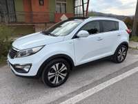 Kia Sportage 136cv tetto AWD Class Bianco usata San Michele di Serino