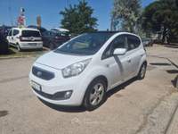 Kia Venga Venga 1.4 cvvt Cool c/t.panoramico,r.vel. s/navi GPL usata Fosso ghiaia