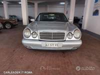 Mercedes-Benz Classe E Mercedes e 200 elegance Grigio usata Roma