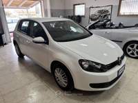 Volkswagen Golf 6 TDi 1.6 CC. 105 cv. Bianco usata Terracina