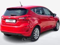Ford Fiesta VII 2017 5p 5 Porte 1.1 75cv Titanium Rosso usata Albignasego Ford Fiesta VII 2017 5p 5 Porte 1.1 75cv Titanium Rosso usata Albignasego