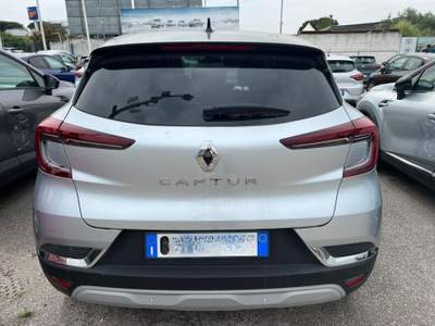 Renault Captur TCe 100 CV GPL Intens Grigio usata Nola