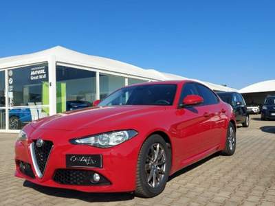 Alfa Romeo Giulia  2.2 t Super 150cv auto Rosso usata Fasano