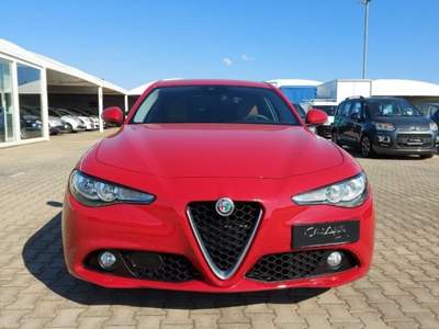 Alfa Romeo Giulia  2.2 t Super 150cv auto Rosso usata Fasano