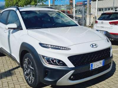 Hyundai Kona HEV 1.6 DCT XLine Bianco usata Savona
