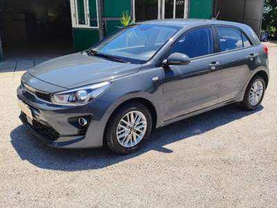 Kia Rio 1.0 T-GDi 120 CV MHEV DCT Style Grigio usata Vico Equense