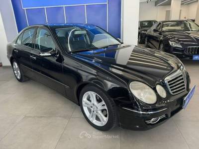 Mercedes-Benz Classe E 320 cdi V6 evo Avantgarde auto FL Blu/Azzurro usata Licata