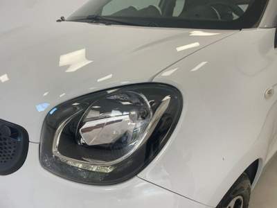 Smart ForFour 70 1.0 twinamic Passion Bianco usata Palermo