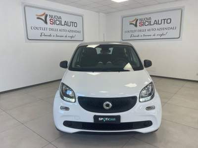 Smart ForFour 70 1.0 twinamic Passion Bianco usata Palermo