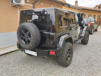 Jeep Wrangler Unlimited 2.8 CRD DPF Rubicon Auto Nero usata Jerago con Orago