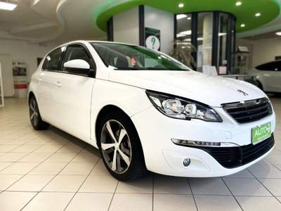 Peugeot 308 BlueHDi 120 S&S Active Bianco usata Trento