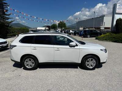 Mitsubishi Outlander 2.2 DI-D 2WD Intense sconto rottamazzione Bianco usata Scurcola Marsicana