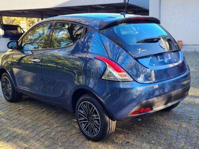 Lancia Ypsilon 1.0 FireFly 5 porte S&S Hybrid Silver Plus Blu/Azzurro usata Castelnuovo Rangone