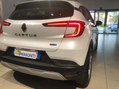 Renault Captur Full Hybrid 145 CV Initiale Paris NEOPATENTATI Bianco usata Padova