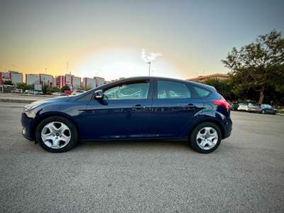 Ford Focus 1.5 TDCi 95cv Blu/Azzurro usata Lecce