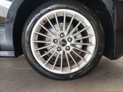 Audi A3 SPB 30 TFSI S tronic  Advanced Nero usata Magenta