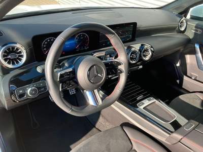 Mercedes-Benz Classe A d Automatic AMG Premium Kamera Keyless Bianco usata Bracciano