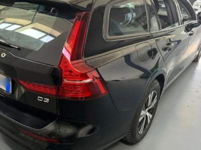 Volvo V60 D3 Momentum Business N1 Nero usata RIMINI