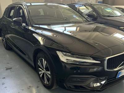Volvo V60 D3 Momentum Business N1 Nero usata RIMINI