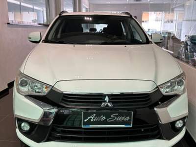 Mitsubishi ASX 1.6 DI-D 114 CV 4WD Invite UNICOPROPRIETARIO Bianco usata Nichelino