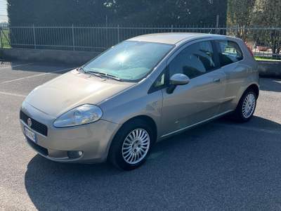 Fiat Grande Punto Manutenzione ordinaria e straordinaria eseguita, non fumatore Grigio usata Bagnolo Cremasco