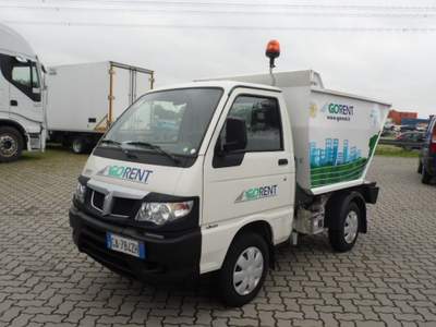 Piaggio Porter RACCOLTA RIFIUTI CASSONE RIBALT Bianco usata CUSAGO