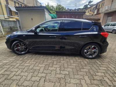 Ford Focus 1.5 EcoBlue 120 CV 5p. ST-Line Nero usata Novi Ligure