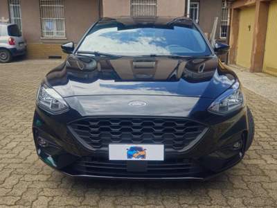 Ford Focus 1.5 EcoBlue 120 CV 5p. ST-Line Nero usata Novi Ligure